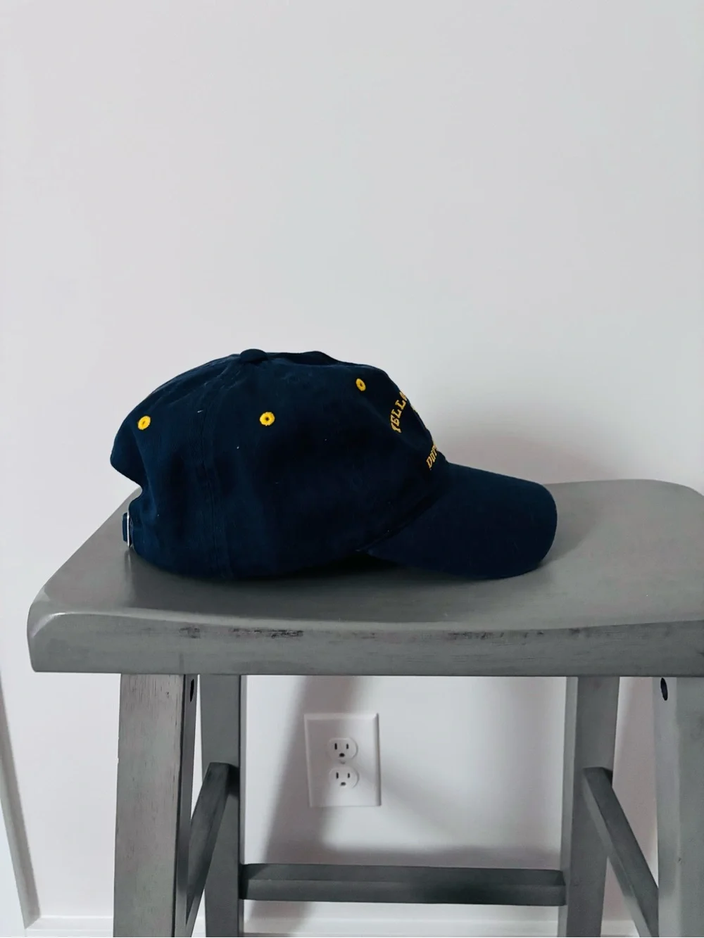 Paramount Yellowstone Dutton Ranch Women’s Navy Baseball Cap